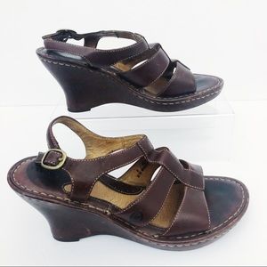 Born Brown Leather Wedge Sandals Size 9
